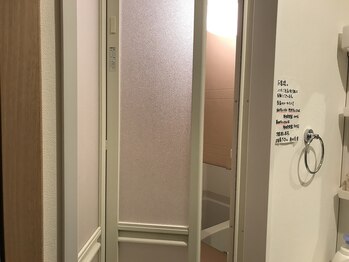 顔あげ屋 名古屋店/シャワー