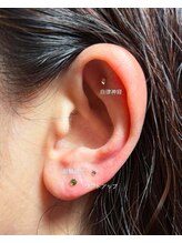 ターラ(Tara)/耳ツボジュエリースワロフスキー