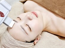 大人気のまるごと顔脱毛!!敏感肌も施術◎肌に優しい脱毛はDione!