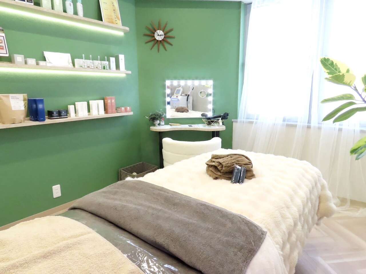 ミエリー(miely)｜ホットペッパービューティー