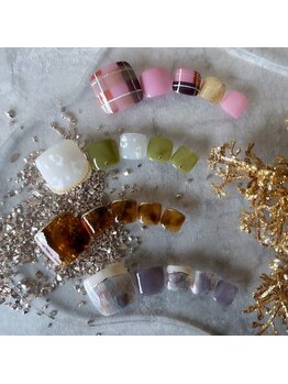 ココズルーム(KOKO's Room)/10~12月 定額フットネイルデ