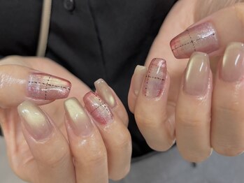 エメ(eme)の写真/丁寧なケアと美フォルムでワンカラーでも映える指先へ◇上品シンプル~トレンドニュアンスデザインまで◎