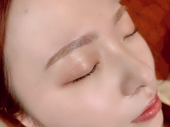 エミュ(emu)の写真/《近鉄四日市駅から徒歩2分》アイ/アイブロウ専門店だから叶う似合わせデザイン☆emuで理想的な美眉に変身!