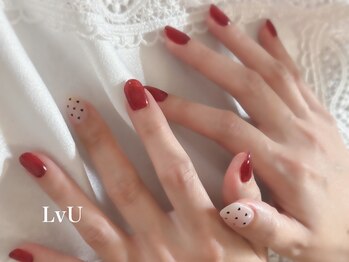 ラブユー(LvU)/ハートのドットネイル 熊本占い