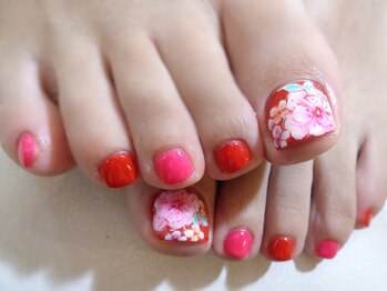 アミュリー ネイル アトリエ(Amury nail atelier)/エスニック フラワー 大人 上品