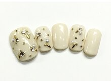 ネイルアンドまつげ リュフェール 五反田(Nail Lufaire)/ホワイトビジューネイル