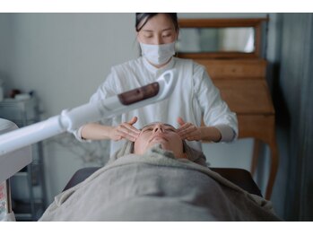 ゆりの花/サロンで潤いと深いリラックスを