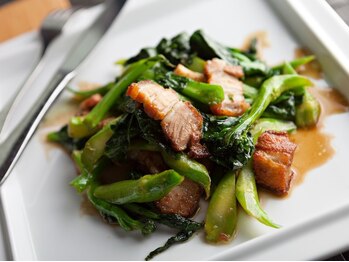 アジアンリラクゼーション ヴィラ 福岡東店(asian relaxation villa)/タイ料理パットパックカナームー