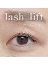 ユードット(u.)/ラッシュリフト