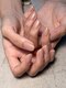 エンビー 下北沢(em.b)の写真/モチの良さ◎爪の形にお悩みの方、すぐに浮いてきてしまう方におすすめ！自爪の状態にあった施術をご提供☆