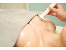 美人バスト 新宿店/針を刺さない施術ダウンタイム無