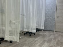 リリ 福山駅前店(ReRe)の雰囲気（店内写真★メイクブースも完備しています♪）