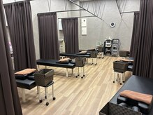 げんき堂整骨院 イオンタウン千種の雰囲気（ゆったりと広いスペースでご利用いただけます）