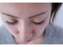 ラジュール(La jour)/ボリュームのあるまつ毛