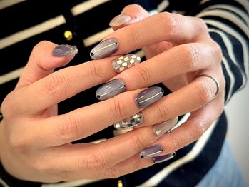 ヌル ネイル 堀江(NURU NAIL HORIE)/メタルマグネット個性派ネイル☆