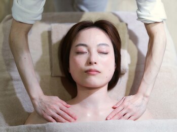 スイウ 中目黒店(SUiU)の写真/眼精疲労や頭痛,頭の重さ,睡眠にお悩みの方におすすめ♪[中目黒/肩こり/リンパマッサージ/ヘッドスパ/整体]