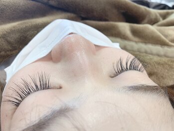 フリルアイビューティ 豊中店(Frill Eye Beauty)/