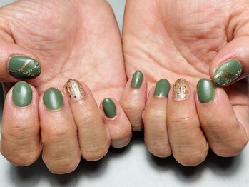 定額マンスリーマットカーキ