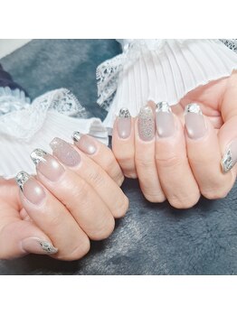 リベルタネイル(Liberta Nail)/ガラスフレンチ