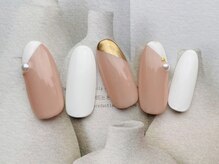 ターラ(Tara)/シンプルメタリックネイル