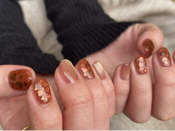 カーティシーネイルズ(curtisii NAILS)