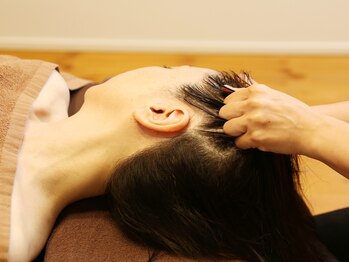 香り屋/ヘッドマッサージ(頭コルギ)