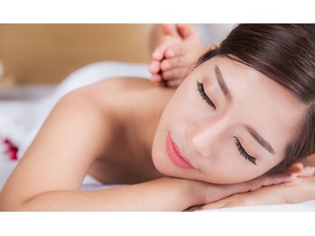 ルナジュエル(Luna-jewel)/ピカピカになるお肌を応援