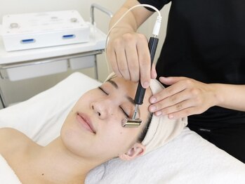 パトラ 難波店/目元集中ケア2★美容液導入