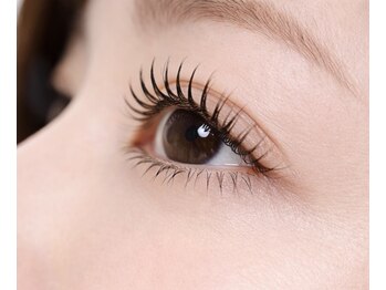 マシェリ(Ma'cherie)の写真/【旭前駅すぐ】目の形にぴったりフィットするまつ毛エクステをご提案！あなたの美しさを引き出します♪