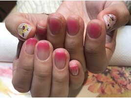 ～ポイントフラワーネイル～