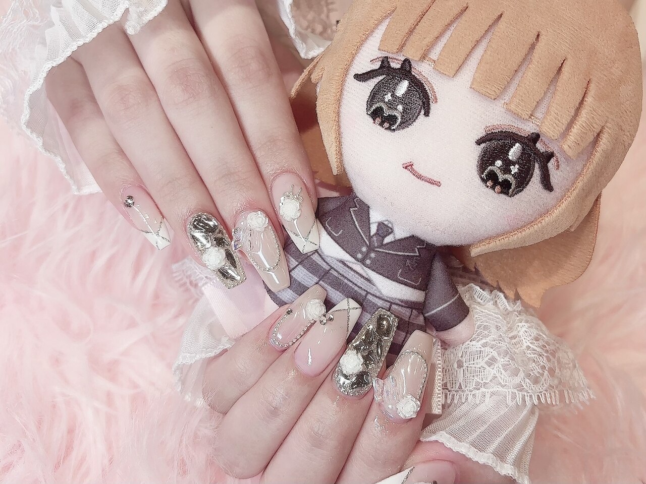 2026年春トレンド】クロスフレンチのネイルデザイン集｜人気順｜2