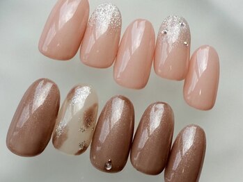 ネイルクイック ルミネ池袋店の写真/【当日予約OK!】シンプルで好印象なアートを豊富にご用意★ジェル定額メニューは無料でカラー変更が可能!