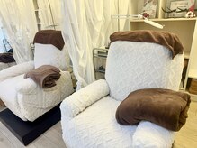 まつ毛エクステ専門店 アイビューティーサロン ビアンカの雰囲気（白を基調にした明るい店内。）