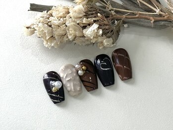 エムプラスビューティー(M+)/バレンタインデザイン／アート