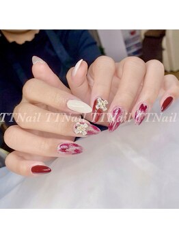 ティティネイルバー(T.T Nail Bar)/個性派ネイル