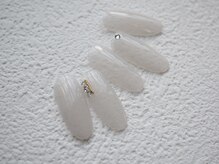 ルームイチマルニ バイ マルメネイル(room102 by malmonail)/定額¥9900 &nbsp;担当:進藤