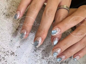 初回オフ無料トレンドデザイン