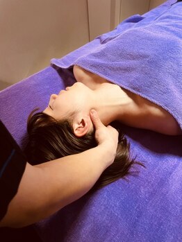 ソリデンテ 池袋の写真/【不調の原因に徹底アプローチ★】「筋膜リリース×ミオドレナージ」で首肩コリ腰痛改善！！