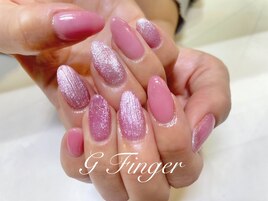 ピンクマグネットのバカラネイル