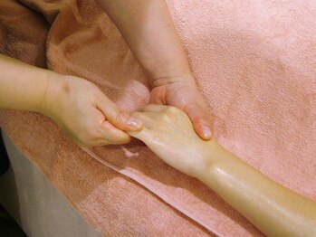 癒し処 ゆらぎ 神戸三宮駅前/アロマオイルマッサージ/リンパ