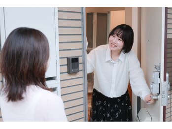 めぐりクローゼット 今治店/サロンへ到着