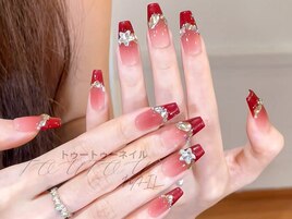 チークx赤フレンチxダイヤモンド