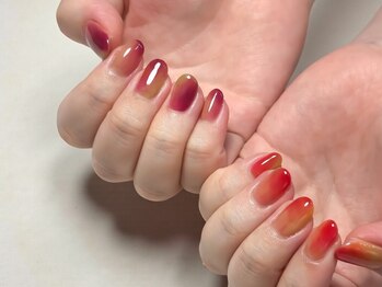 アトリエイロ(atelier iro.)の写真/落ち着いた空間で、自分を整える時間を。"atelier iro."こだわりのカラーリングで、指先に素敵な彩りを＊