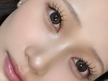 ライル(RILE)の写真/【口コミ多数◎】圧倒的な技術力で大満足の仕上がりに♪《”当店人気No1”フラットラッシュ120本￥8680》