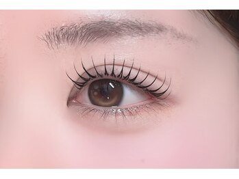 ロアブロウ 高知(LOA-brow)/カール強めデザイン