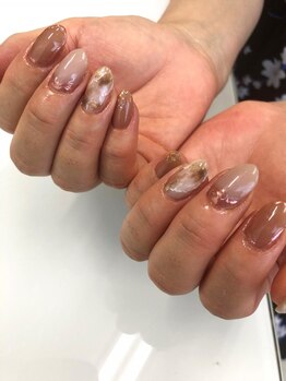 スピカ ネイルサロン アンド スクール(Spica nailsalon&school)の写真/10本の長さを綺麗に揃えたい方にもオススメ◎1本から長さ出しOK!フォルム・強度◎の長さ出しで美しい指先へ