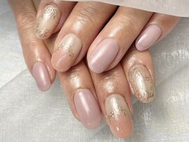 店内デザイン、メタリックネイル