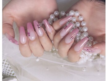 ザ デミュア 銀座店/ピンクネイル