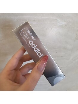 ビー(B)/【Lashaddict】