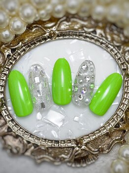 エクランドボヌール(Ecrin de bonheur)/定額4本アート